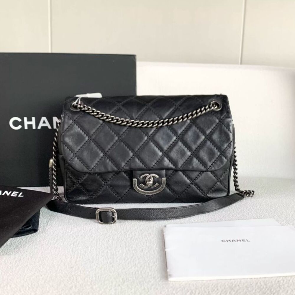 Chanel Women Pre-Loved Bag Very Good Condition